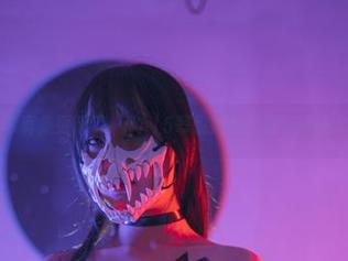 浅安安写真集更新了，PA15翠雀媚里的细节真让人捉急！