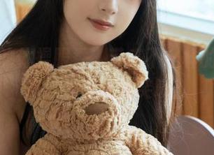 浅安安的体操服秀，带来不一样的美图壁纸，保证让你笑喷！