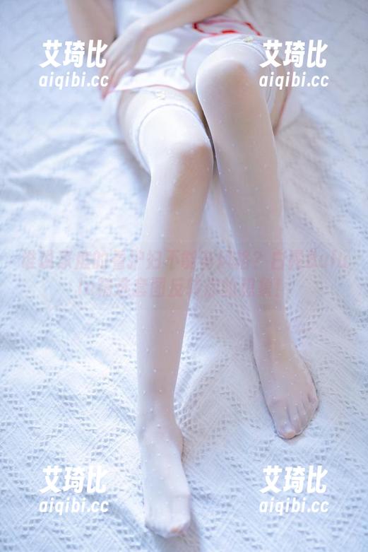谁说家庭的看护妇不能有风格？白露Bululu精选套图反转你的想象！