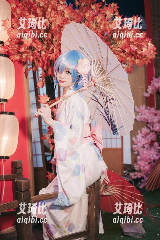 神沢永莉的眼镜作品：好像透过镜片看到了另一个世界。