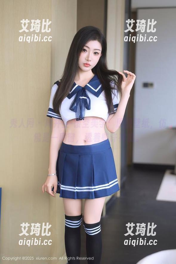 秀人网 - 周井空-镂空美学：原图壁纸，仿佛是一扇窗，透着些许神秘。