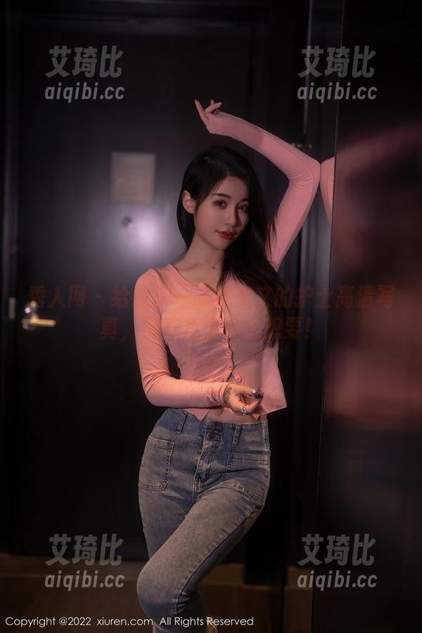 秀人网 - 给我来一张林文文的护士高清写真，别管我为什么想要！
