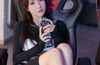 秀人网 – 黑色线条：清妙高清图集的优雅挑逗