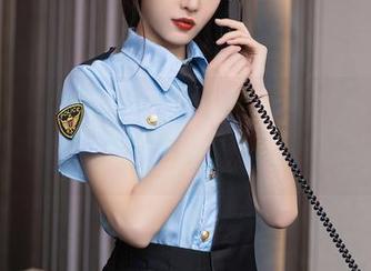 秀人网 – 这不是一套写真，是清水美嘉在天台的魔法秀，快来见证！