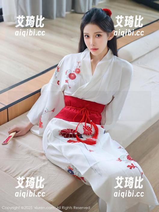 秀人网 - 私拍动人心，王俪丁呀的学妹套图居然让我心里一阵乱撞。