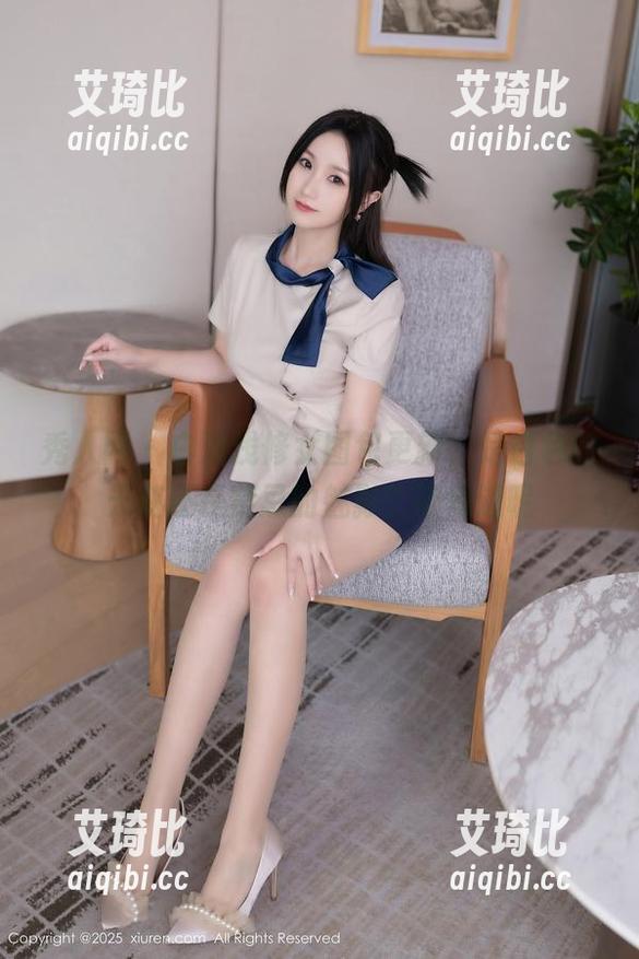秀人网 - 白浅浅修女图包更新，是白色的天使还是禁忌的魅影？谁知道呢