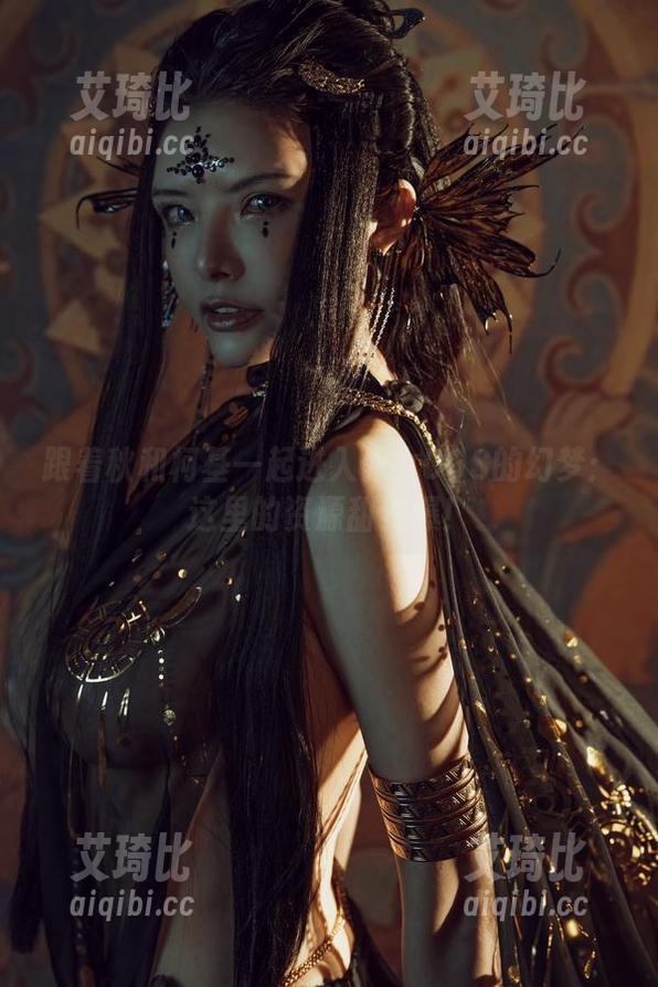 跟着秋和柯基一起进入修女COS的幻梦：这里的资源甜到爆！