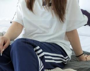 绮梦摄影 – 当章章穿上水手服，全套图集里的阳光与海风