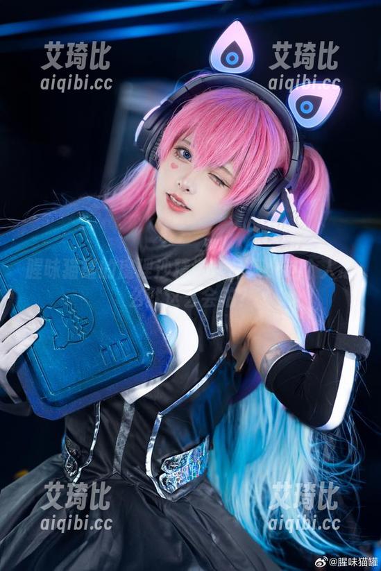 腥味猫罐的魔理沙精选作品集：这个人怎么就这么会拍？
