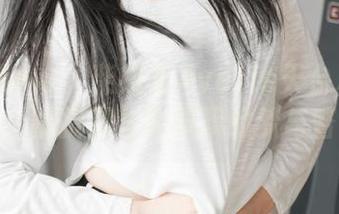 花漾show – 柴婉艺Averie天台私拍合集，捕捉那些轻飘飘的梦与瞥见