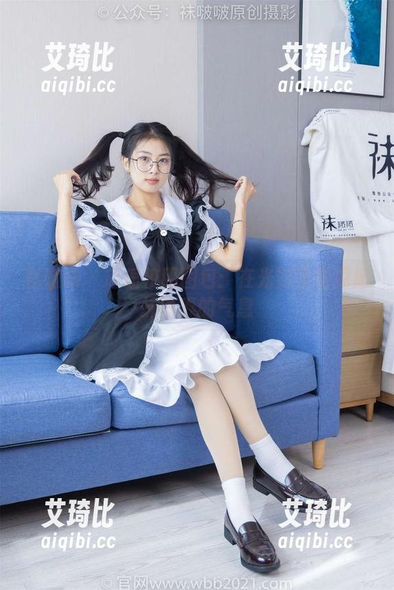 袜啵啵-瑶瑶 袜啵啵 - 瑶瑶校服图包:在光影里看见那抹青春的气息