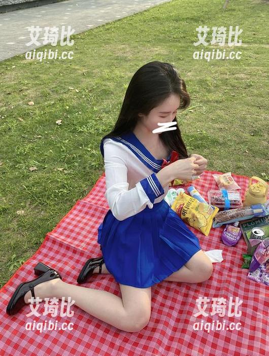 微密圈 - 黑丝户外资源大公开，软妹小九九的私密瞬间