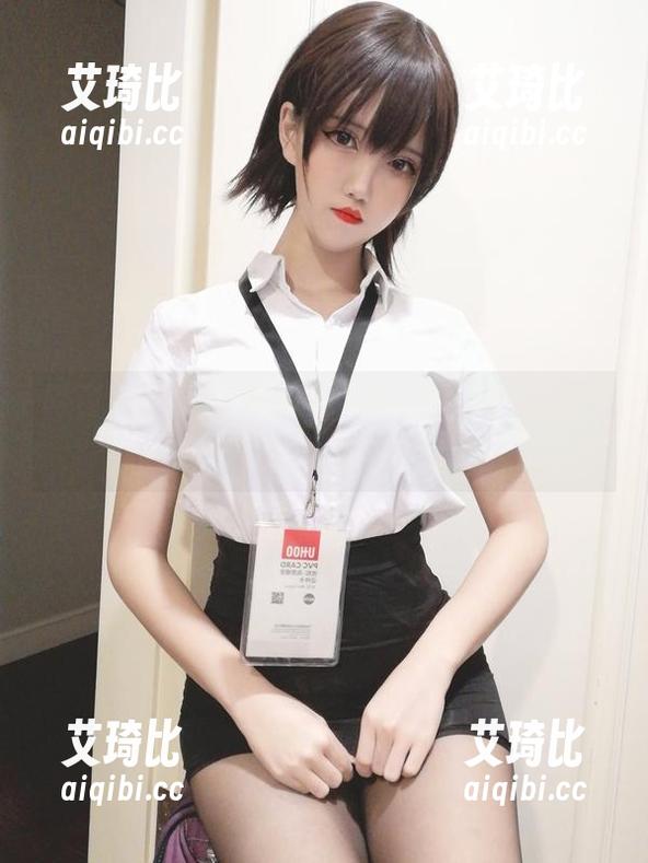 阿薰kaOri的兔女郎在线合集：斯卡哈带你探索轻柔的兔耳世界