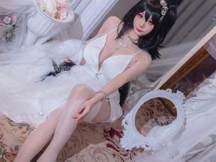 最新图片曝光：韶陌陌的女仆style，真是别有一番风味！
